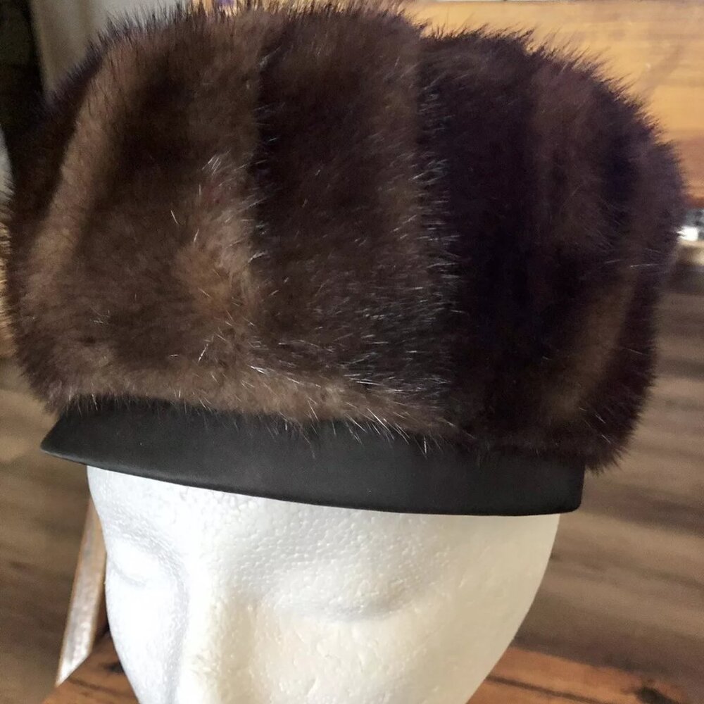 Vintage 1960's ~Mink Fur Hat~ Pill Box ~ Custom Made by Mary Jane~High Quality